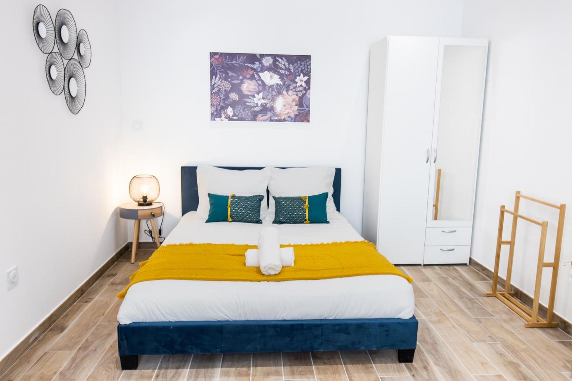Charmant Studio Climatise 'Alma 1' - Beziers Centre - Wifi Fibre - Netflix Apartment Bagian luar foto