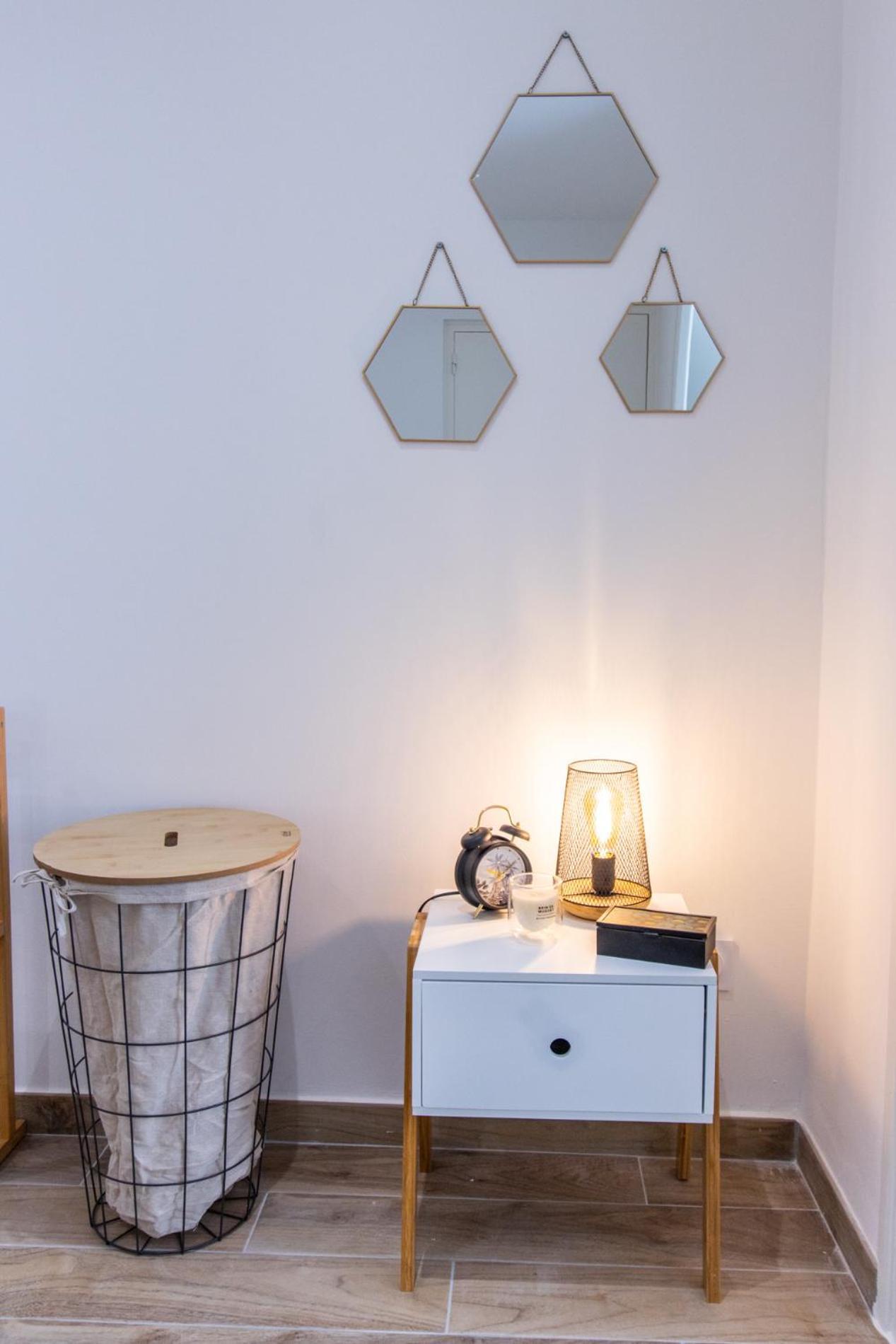 Charmant Studio Climatise 'Alma 1' - Beziers Centre - Wifi Fibre - Netflix Apartment Bagian luar foto